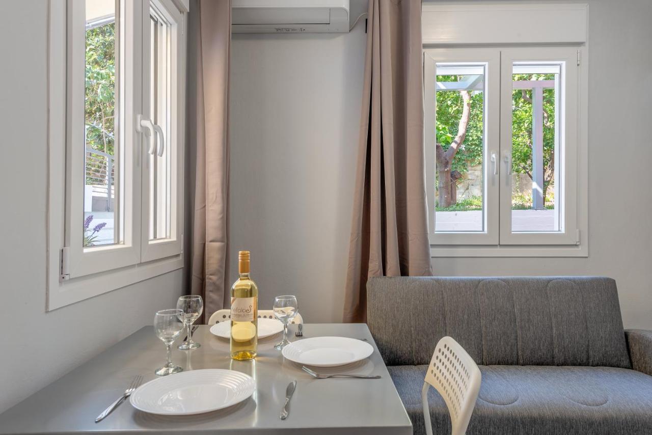 Апартаменты Lithostroto Retreat #1 Аргостолион Экстерьер фото